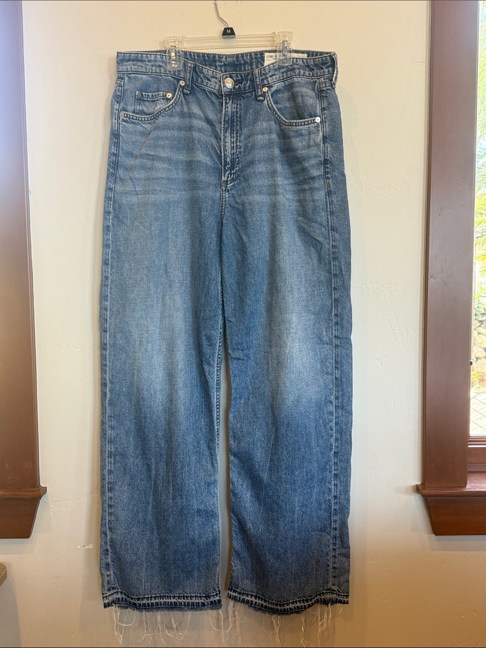 Rag & Bone Featherweight Logan Mid-Rise Wide Leg Raw Hem in Orian size 31